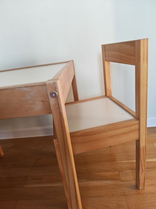 Stolik dziecięcy i 2 krzesła  Ikea Latt