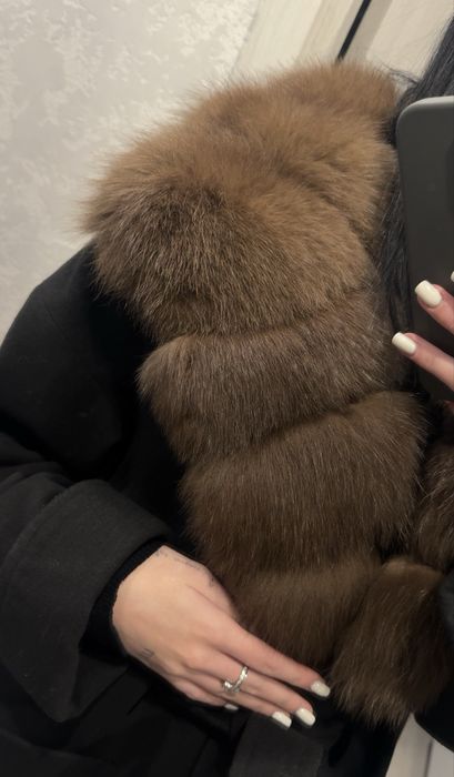 Пальто с натуральным мехом(куртка,шуба)