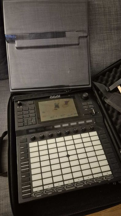 Akai Force - Estúdio Standalone