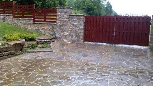 Twardy kamień naturalny na elewację, podjazd, taras, ogrodzenie