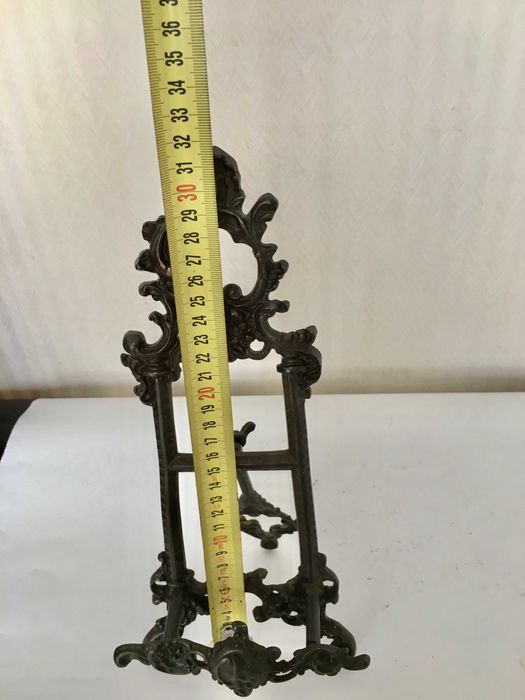 Декоративна підставка (мольберт) для тарілок, Франція