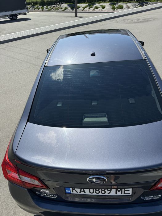 Subaru legacy.