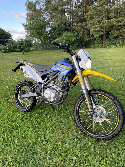 Cross Asix Defender 150 CC