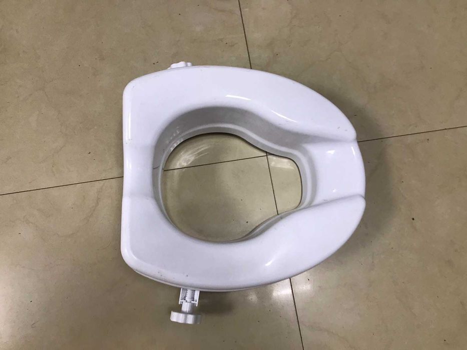 Сидіння-насадка на унітаз