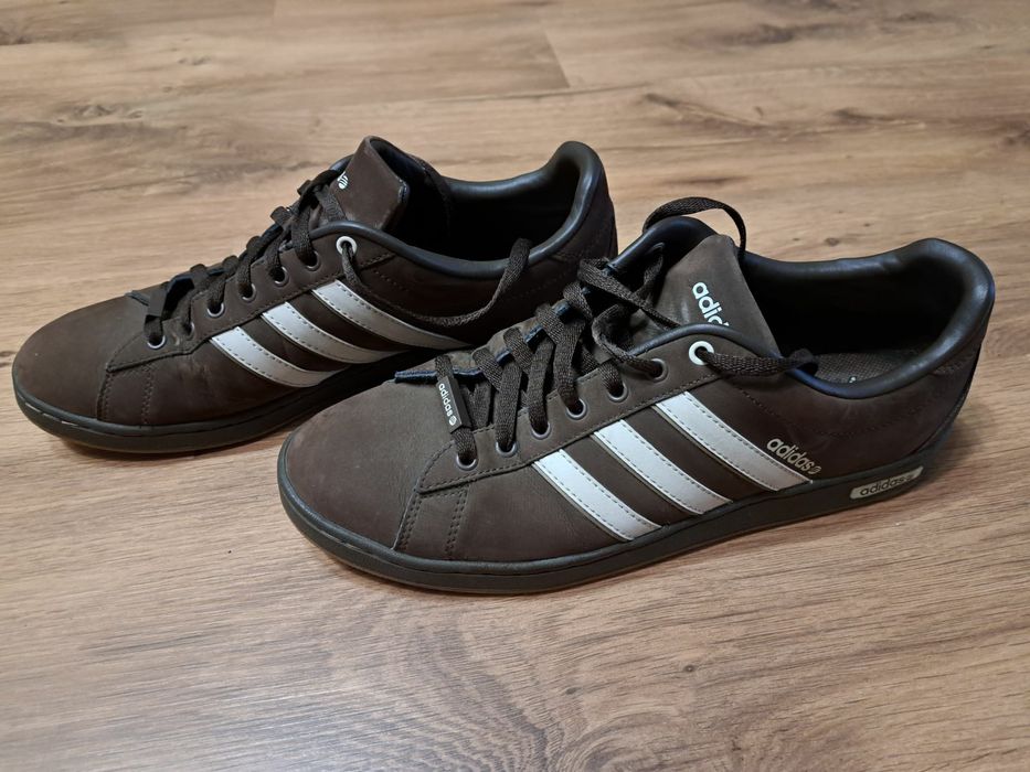 Продам кроссовки Adidas