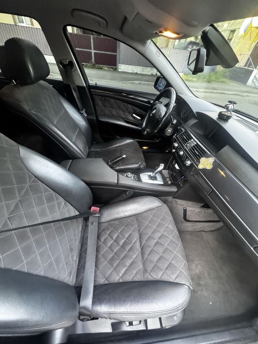 BMW 5 Series 2009 VIN WBANX31050C175907 фото оголошення 5 з 8