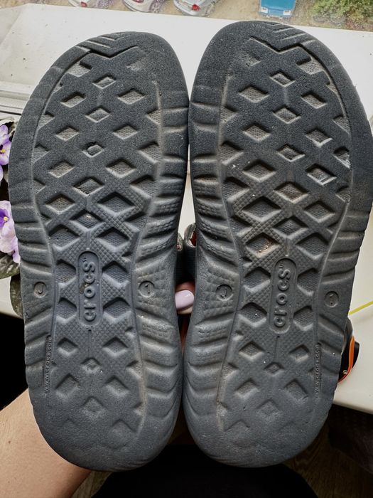 Босоніжки сандалі crocs j1 19,5 см по точках