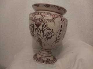 Pote decorativo em porcelana muito antigo