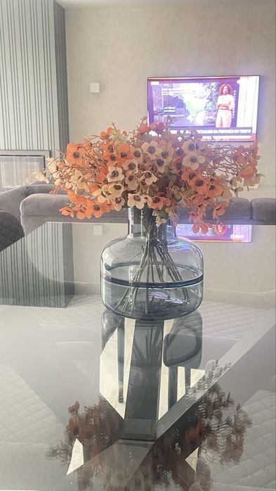 Vaso de vidro com flores HOMA