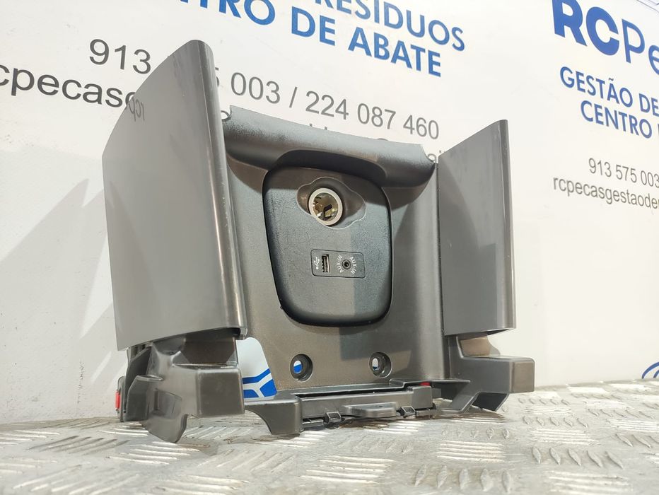 Painel Da Consola Central Entrada USB AUX Mini Cooper F56