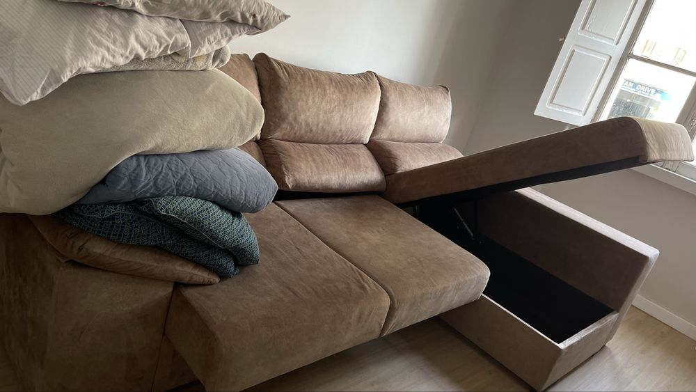 Vendo sofa chemise com bau arrumacao