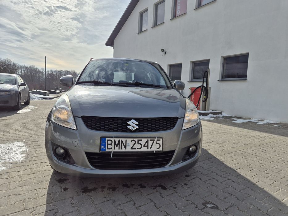Suzuki, po gradobiciu,zamienię