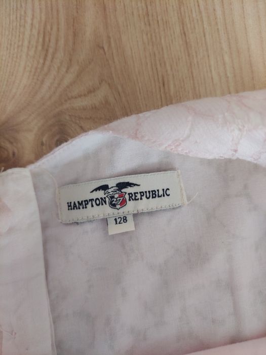 Różowa dziewczęca sukienka