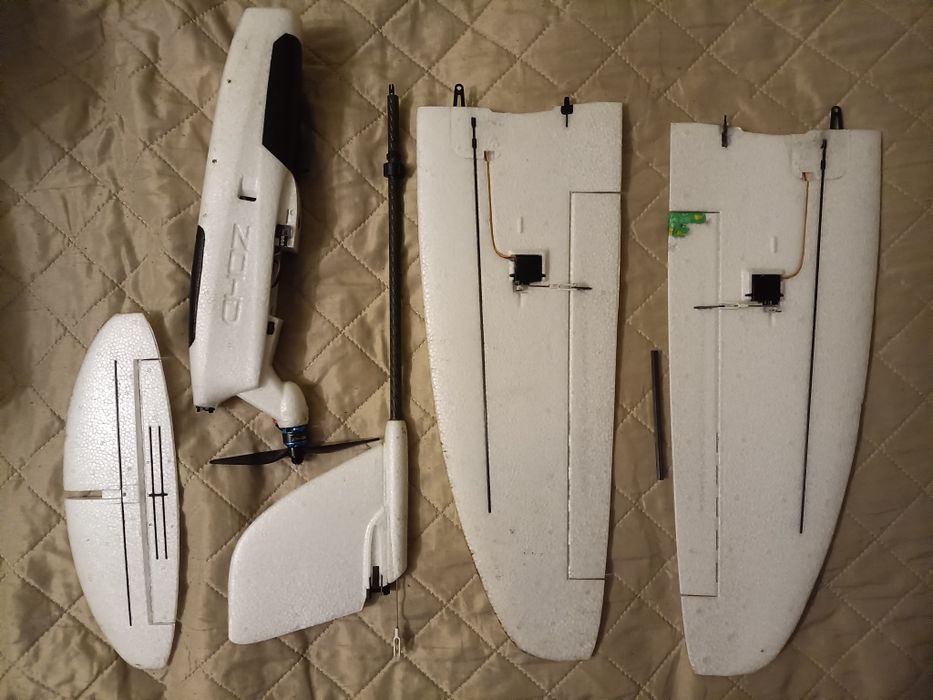 Samolot zdalnie sterowany ZOHD DRIFT