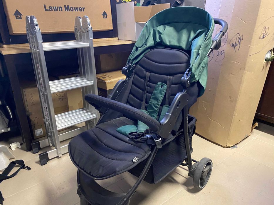 Wózek dziecięcy zielony 4 Baby Rapid do wyczyszczenia