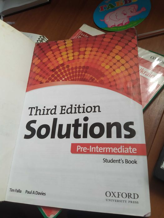 Salutions книжка та зошит