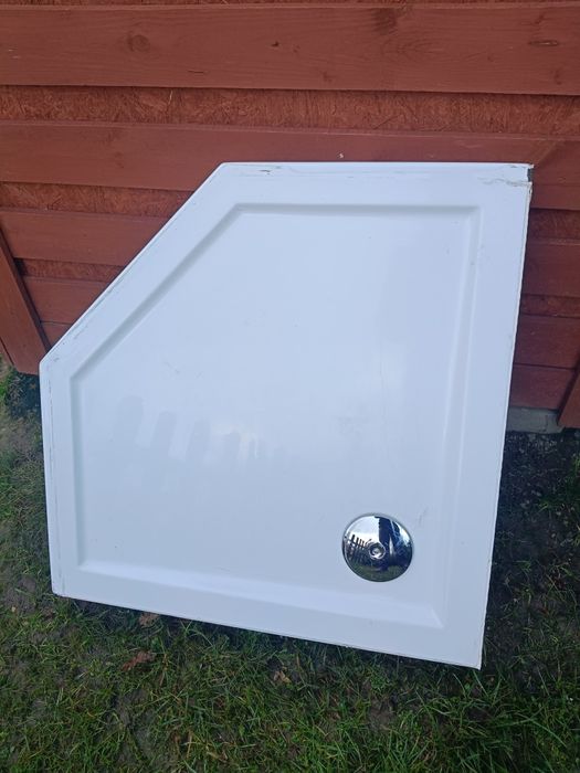 Brodzik pięciokątny z syfonem BDB stan.Bez Rys. 80 x80 wysokość 14 cm