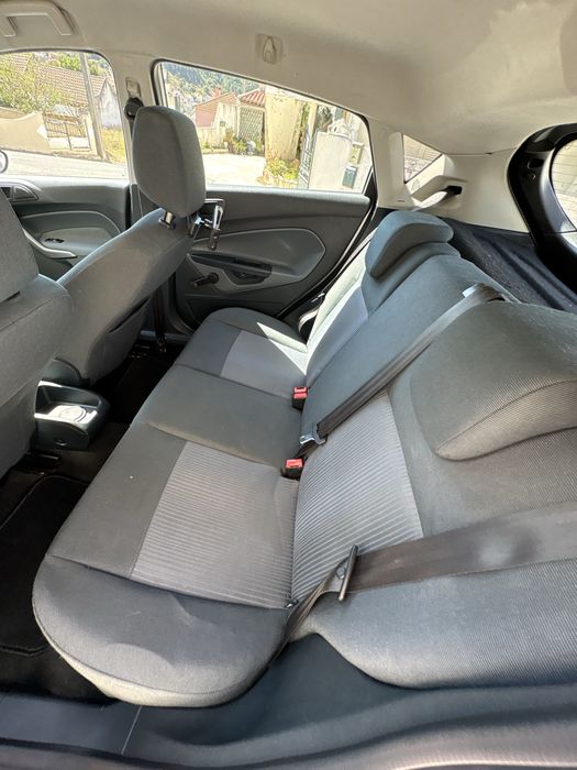 Ford fiesta 2011