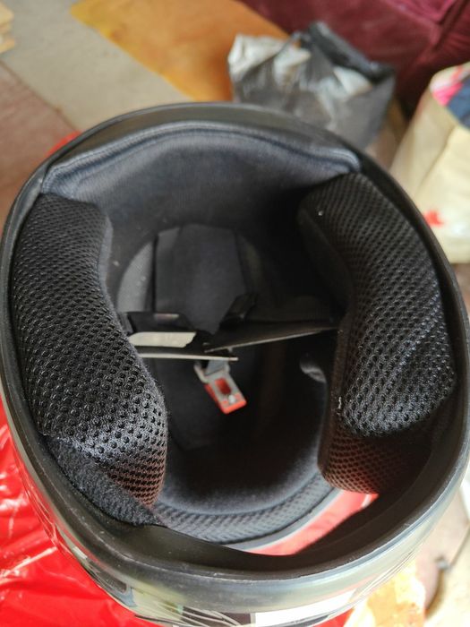 Шлем защитный мотоцыклетный