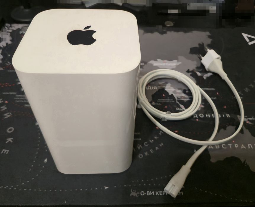 Wi-Fi роутер Apple AirPort Extreme 6-го покоління (Модель A1521)