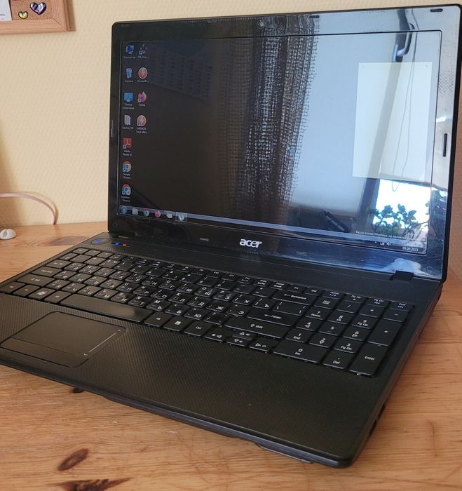 Ноутбук Acer Aspire 5742G-374G50Mnkk (LX.RJ00C.058) Black