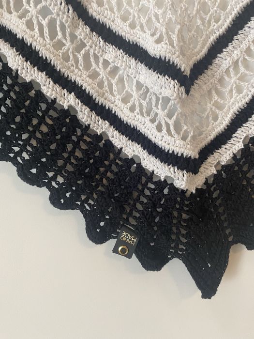 Chusta handmade boho szydełkowa narzutka biało-czarna bawełna ażurowa