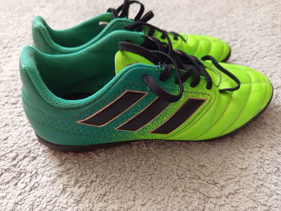 Сороконіжки Adidas