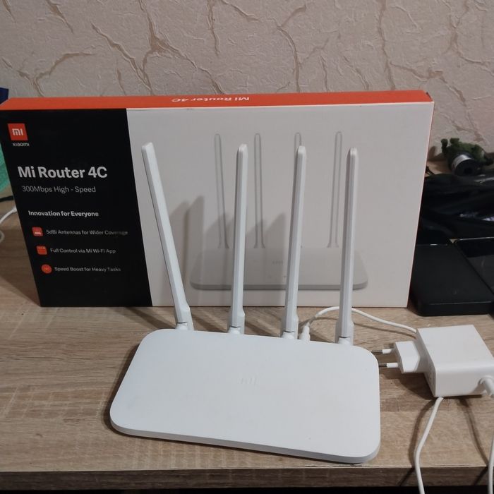 Маршрутизатор Xiaomi Mi WiFi Router 4C Global