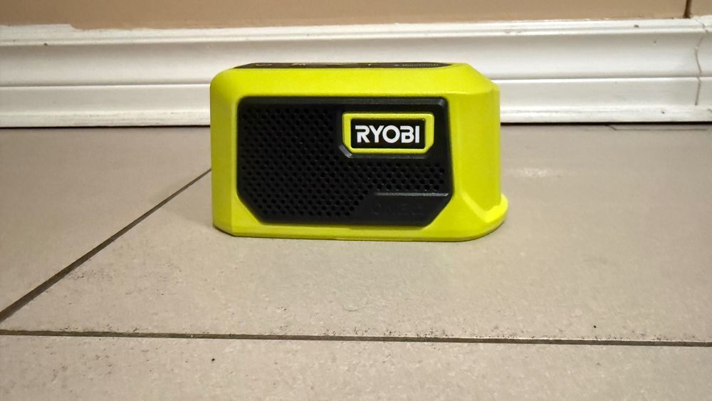 Ryobi   coluna de Som