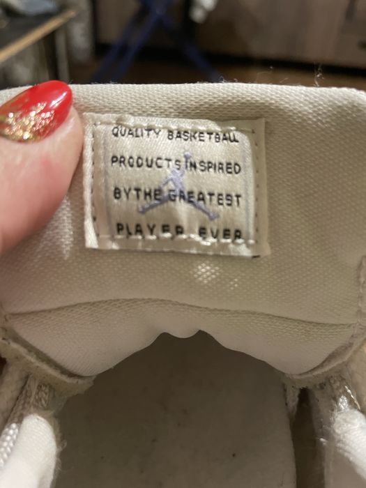 Air Jordan 11 Retro Low "Pure Violet".