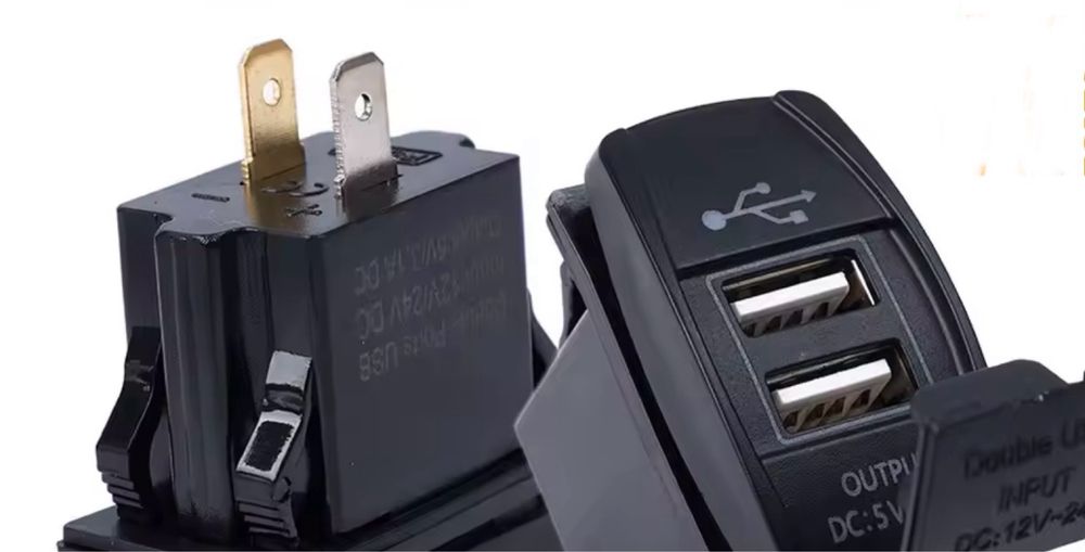 подвійний USB-зарядний пристрій 12-24 В Мотоцикл мопед авто квадроцикл