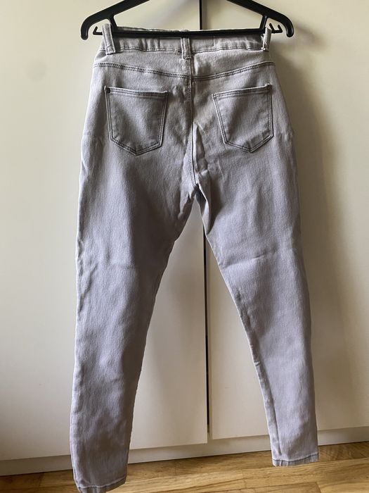 Spodnie jeansy r.146