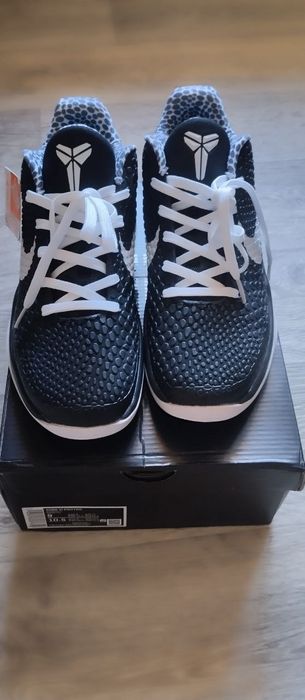 баскетбольні кросівки Kobe 6