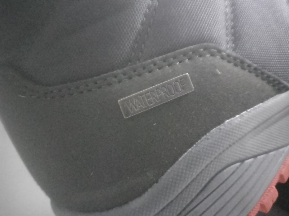 Ботинки фила новые