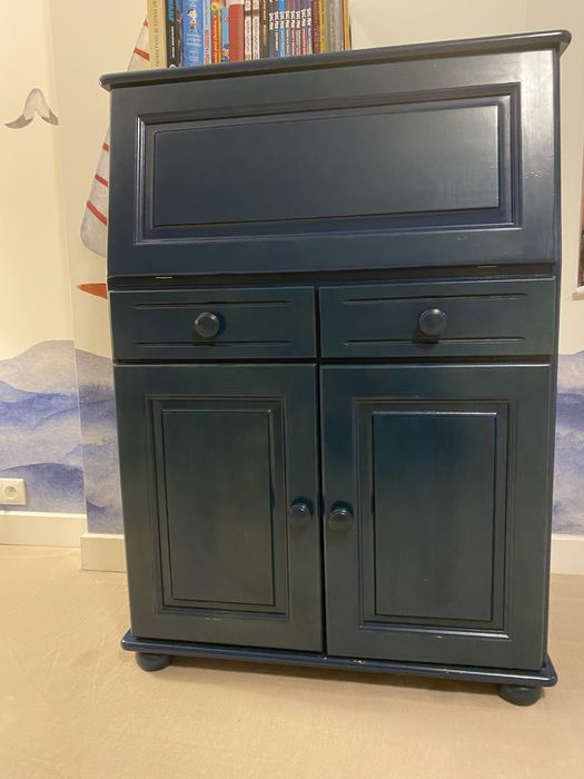 Sekretarzyk drewniany