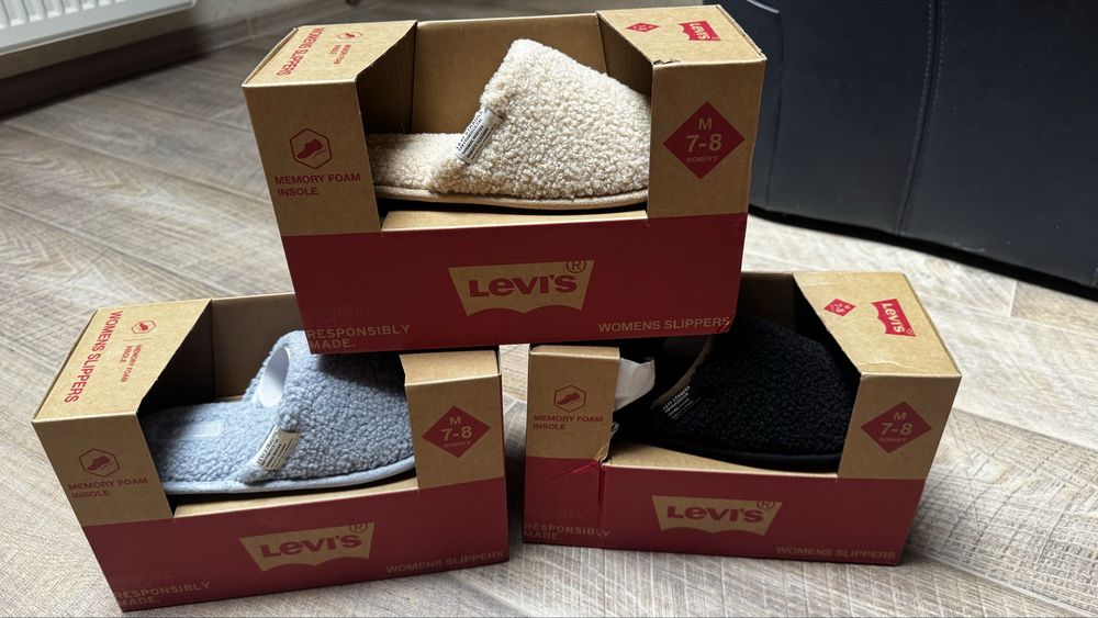 Домашнє взуття капці Levi’s