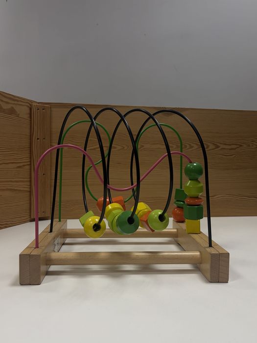 Drewniana zabawka edukacyjna Ikea używana