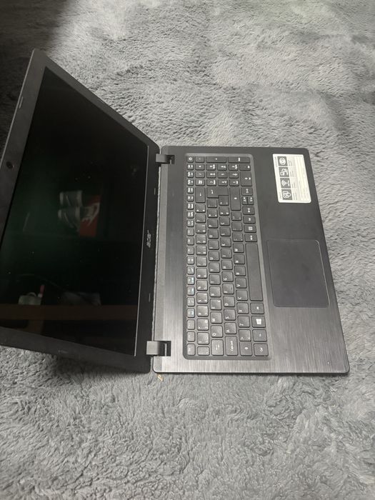Portatil acer aspire 3