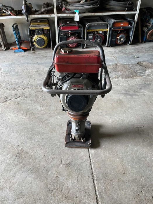 Saltitão compactador Mikasa MT-76D