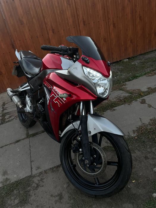 продам мотоцикл FORTE FTR 300