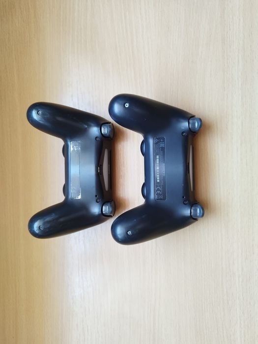 Pady ps4, oryginalne,dual shock 4, stan bdb, możliwa wysyłka olx