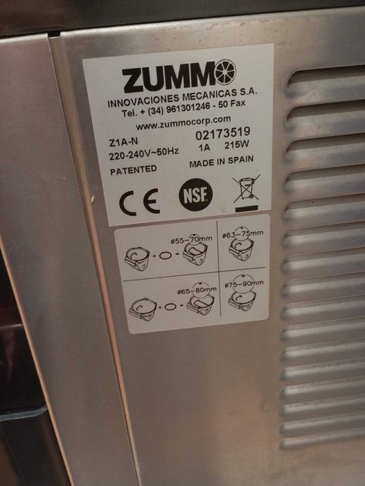 Zummo Z1 - Máquina sumo de laranja