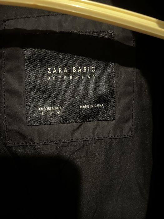 Casaco preto (Zara)