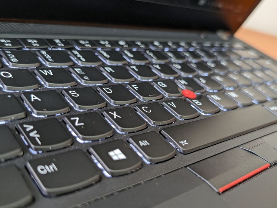 Ноутбук Lenovo ThinkPad T495/14/FHD/Ryzen5 Pro/16/512.Стан 5+