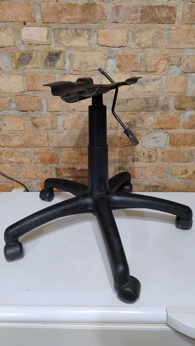 Запчасти для офисных кресел