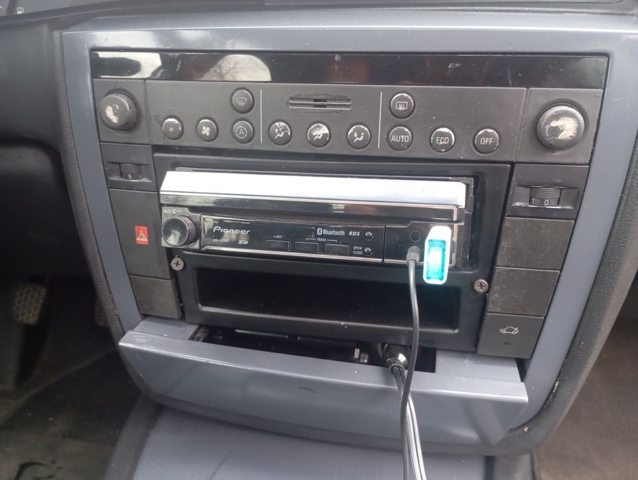 Pioneer avh5200bt