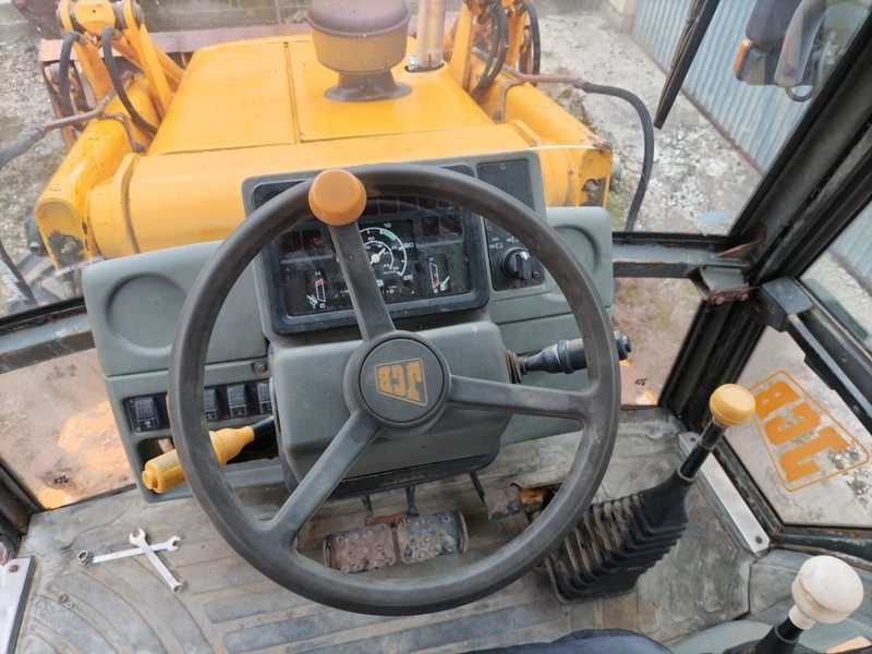 koparko ładowarka jcb 3cx  pełna opcja,  uszkodzona