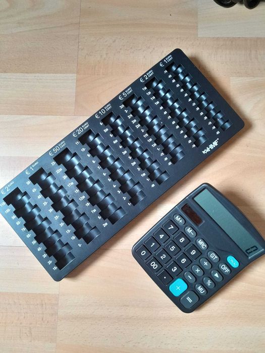 Calculadora + Bandeja Contador de Moedas