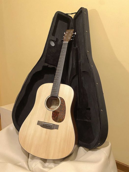 Guitarra Acústica Eletrificada, Madeira Sólida, C/Case, como NOVA