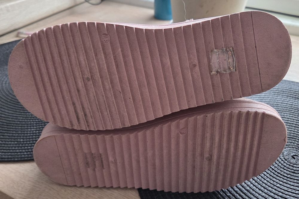 UGG Australia pudrowy róż botki roz 37